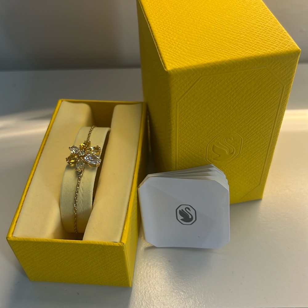 Gema bracelet mixed cuts,flower,yellow,gold-tone plated